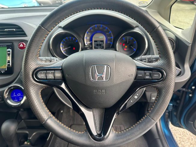 2012 Honda Fit Shuttle Hybrid image 284574