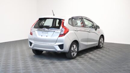 Honda Fit Hybrid F-Package image 317819