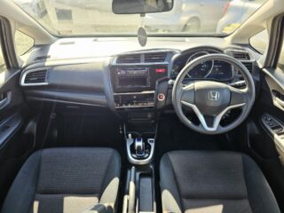 2014 Honda Fit Hybrid F-Package image 298097
