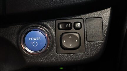 Toyota Vitz Hybrid – Alloy Wheels image 313251