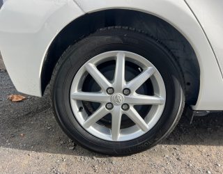 2012 Toyota Aqua S Model – Push Button Start – Factory Alloys image 276480