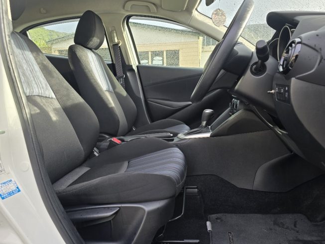 2016 Mazda Demio 13C image 286516