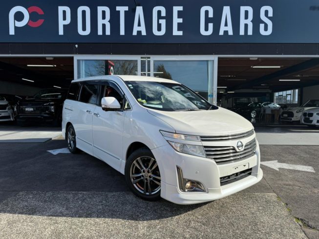 2013 Nissan Elgrand Highway Star Urban Chrome image 286476