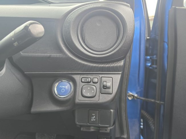 2013 Toyota Aqua S MODEL PUSH BUTTON START R/CAMERA image 284031
