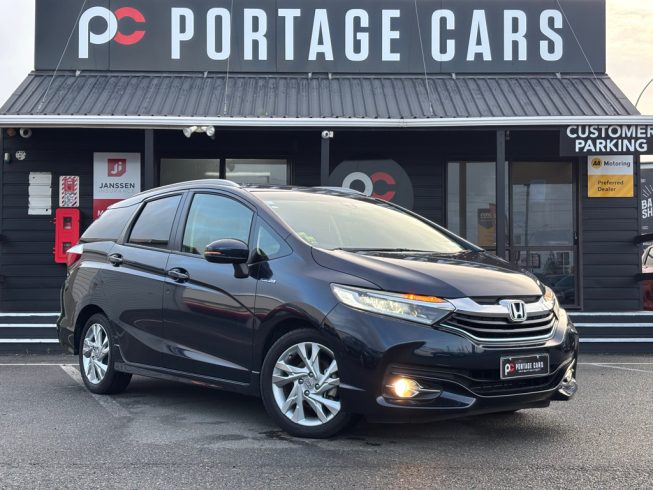 2016 Honda Shuttle Hybrid Z Style Edition image 286659