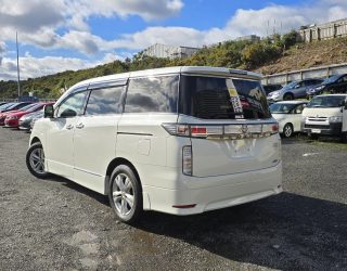 2012 Nissan Elgrand Highway Star Urban Chrome image 284557