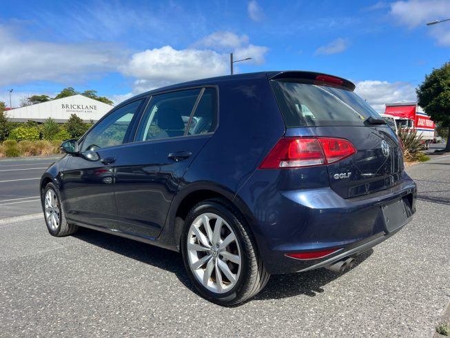 2013 Volkswagen Golf TSI Highline Blue Motion 1.4L image 276901
