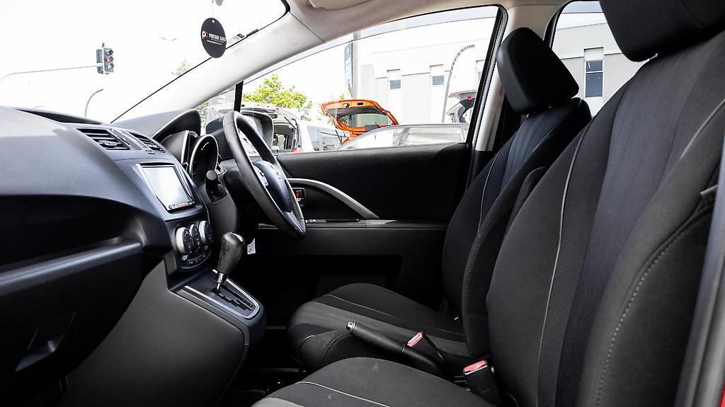 Nissan Lafesta Highway Star-G – 6 Seater – Power Sliding Door image 316867