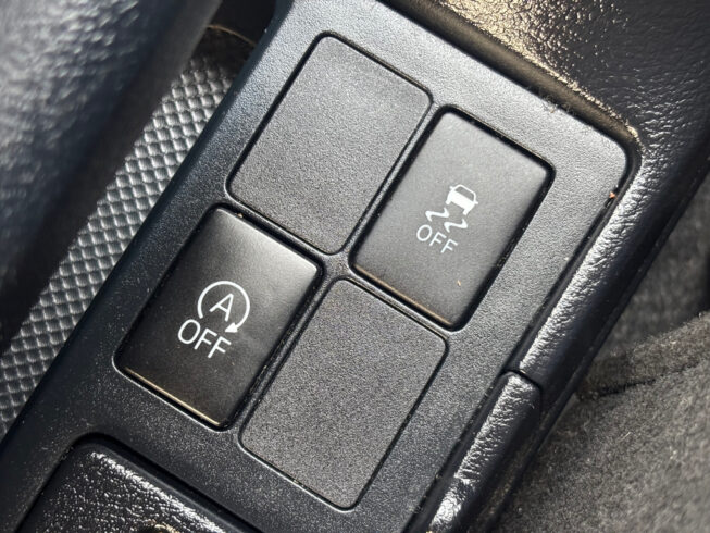 2014 Toyota Vitz Jewela Low KMS image 290816