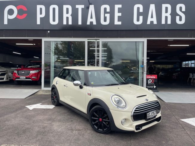2018 Mini Cooper Cooper S UK Edition, Black Wheels image 287349