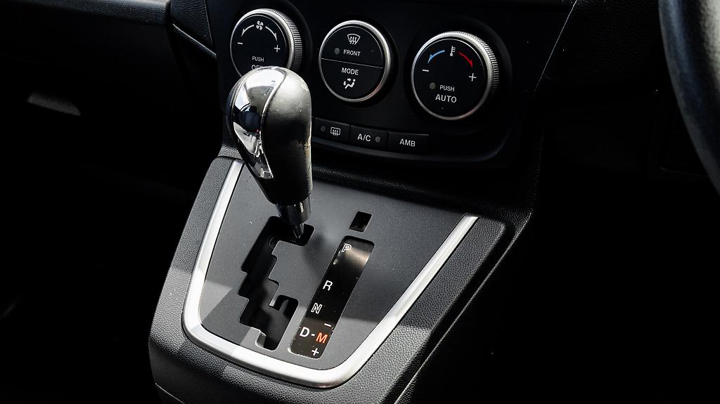 Nissan Lafesta Highway Star-G – 6 Seater – Power Sliding Door image 316861