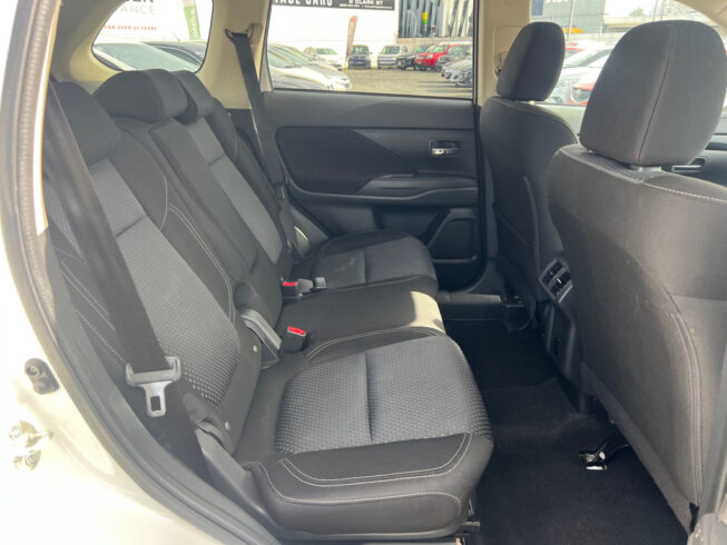 2021 Mitsubishi Outlander LS 2.4P/4WD image 291112