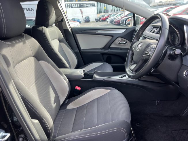 2016 Toyota Avensis Wagon Xi, New Shape image 288987