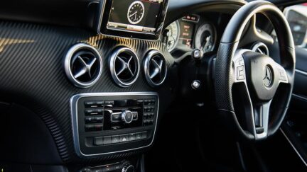 Mercedes-benz A 180 A180 AMG trim package Blue Efficiency image 290518