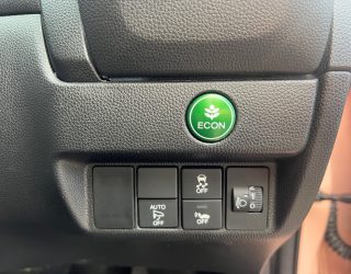 2016 Honda Fit Hybrid F-Package Comfort Edition/ Stand out in this rare colour image 288090