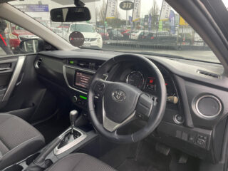 2012 Toyota Auris 180G S-Package image 292739