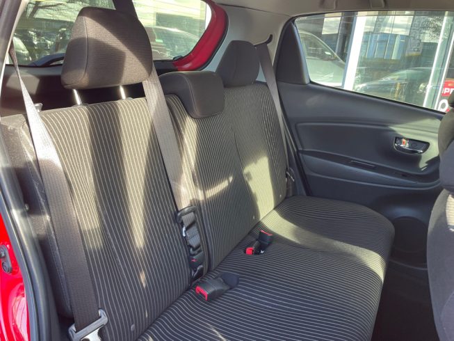 2014 Toyota Vitz Jewela image 287392