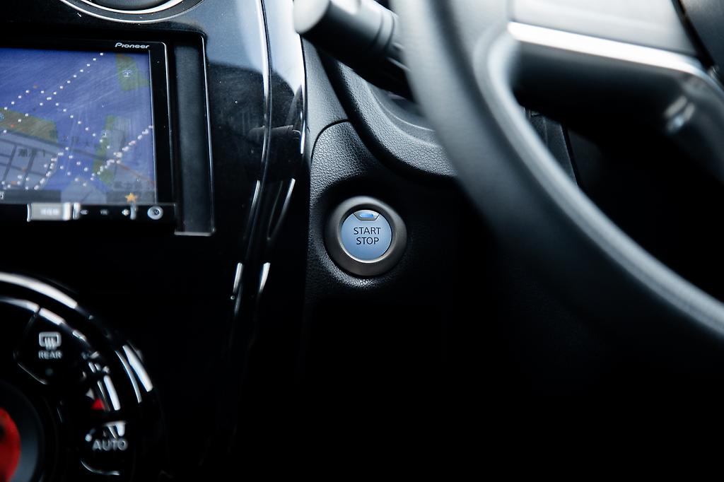 Nissan Note E power,360 parking sensor emergency brake image 288770