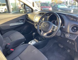 2015 Toyota Vitz U Model/ Push Start/ Toyota Safety Sense image 289031