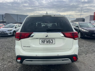 2021 Mitsubishi Outlander LS 2.4P/4WD image 291105
