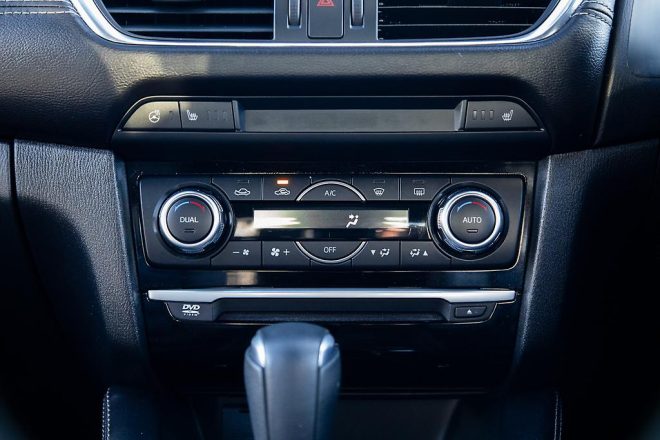 2016 Mazda Atenza 25S Leather package Top Spec Low KMS image 287982