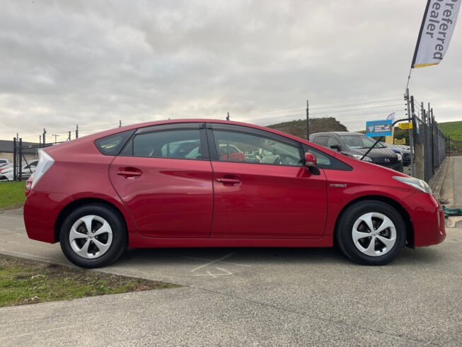 2012 Toyota Prius G Model, Low KMS image 290839