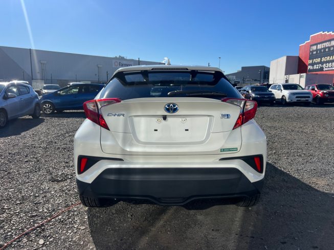 2018 Toyota C-hr Hybrid – Cruise Control image 288196