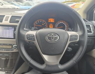 2012 Toyota Avensis Wagon Li image 288103