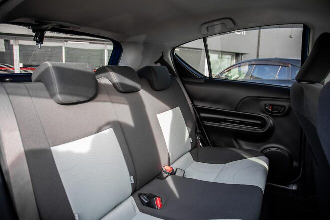 2014 Toyota Aqua Hybrid S Model, Push Start, Reverse Camera image 290636