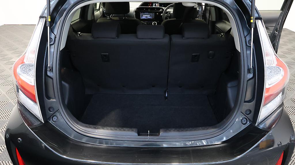 Toyota Aqua S Model, Push Start New Shape – Lane Departure Warning image 313840