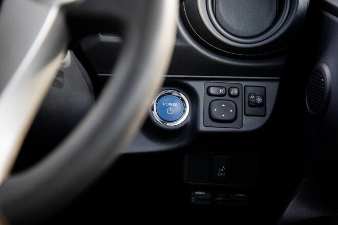 2013 Toyota Aqua S Model, Push Start, Reverse Camera image 290681