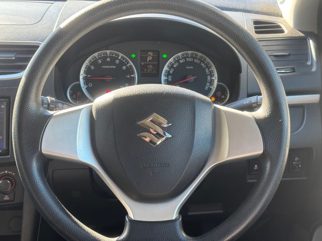 2014 Suzuki Swift XG image 287310