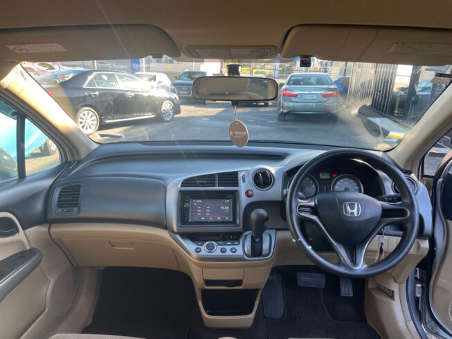 2007 Honda Stream 7 Seater, Low kms image 293245