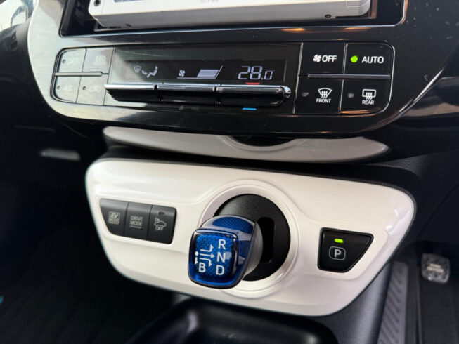 2016 Toyota Prius S Safety Sense Package, Cruise Control image 292149