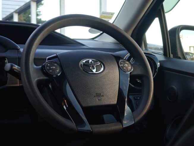 2017 Toyota Aqua S Style Black/ Push Start/ Reverse Camera image 288007