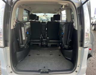 2013 Nissan Serena Hybrid Highway Star image 287910