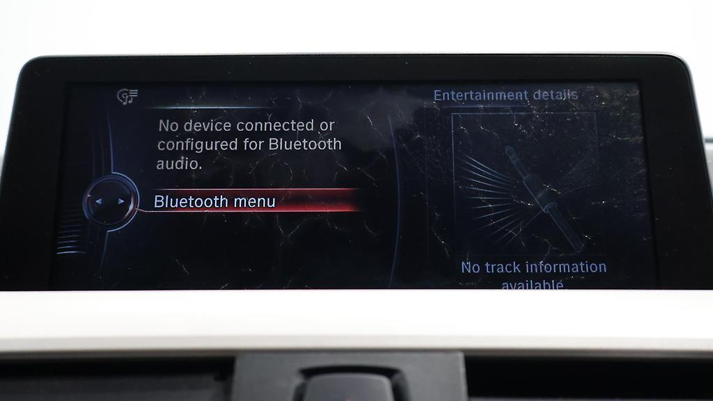 Bmw 320i Low KMs Sedan image 308777