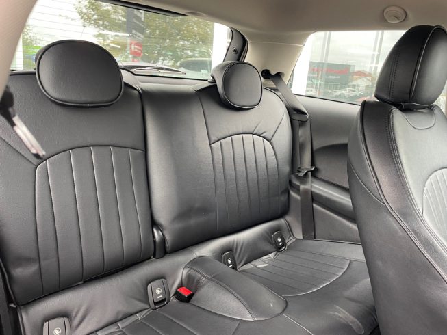 2018 Mini Cooper Cooper S UK Edition, Black Wheels image 287360