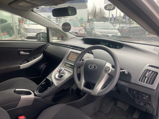 2015 Toyota Prius S Model image 290355