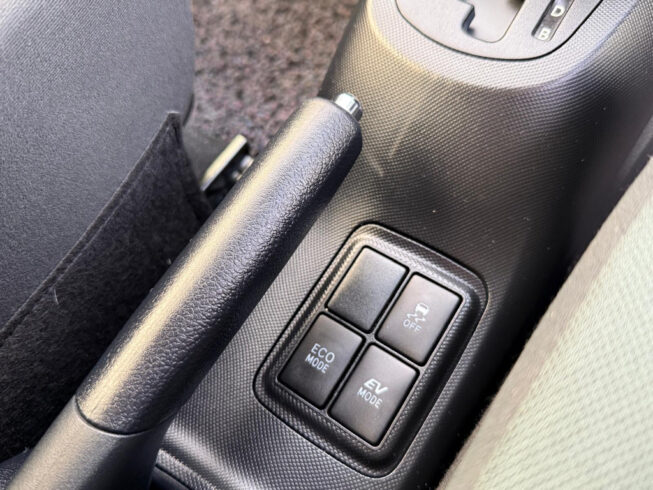 2015 Toyota Aqua S Model, Push Start image 292131
