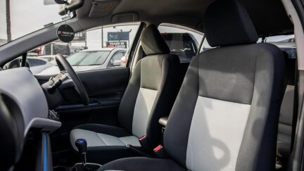 Toyota Aqua S Model, Push Start, Reverse Camera image 290684