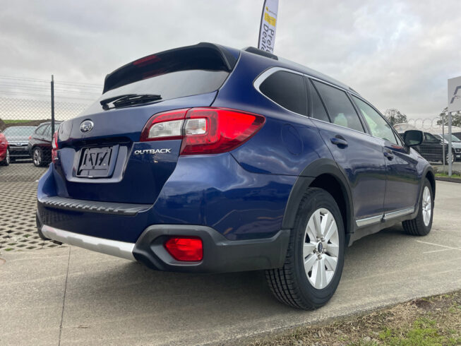 2015 Subaru Outback Limited 4WD image 290332