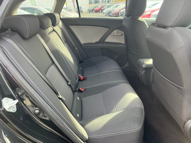 2016 Toyota Avensis Wagon Xi, New Shape image 288985