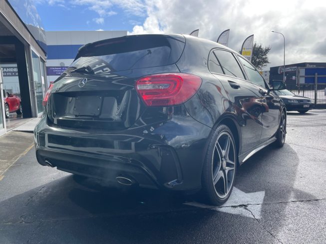 2013 Mercedes-benz A 180 Blue Efficiency Sport AMG/ Half Leather image 287222