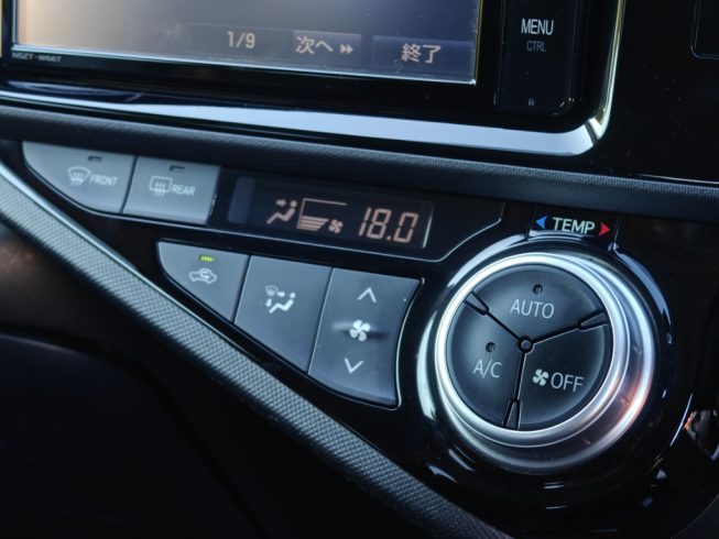 2017 Toyota Aqua S Style Black/ Push Start/ Reverse Camera image 288013