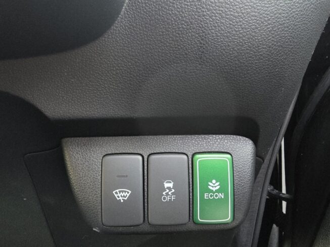 2013 Honda Fit Shuttle Hybrid Smart Selection image 292850