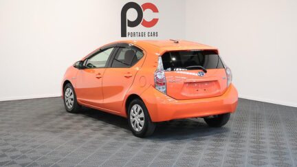 Toyota Aqua S Model/ Push Start/ 2 Keys image 318056