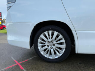 2012 Toyota Vellfire 2.4Z – 8 Seater image 292102