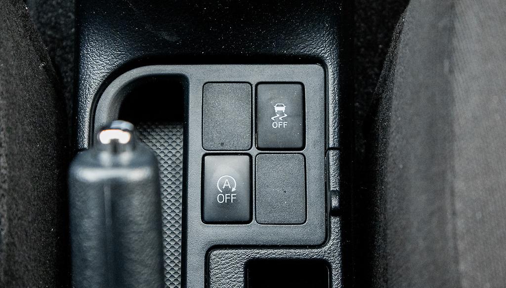 Toyota Vitz Jewela S spec Apple car play image 314984