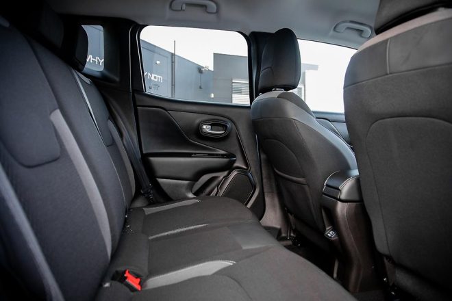 2023 Jeep Renegade LIMITED PHEV 4XE image 289774